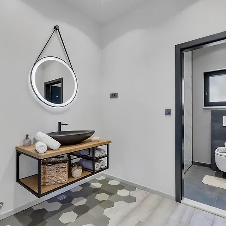 Luxury Black Pearl With Jacuzzi * Makarska