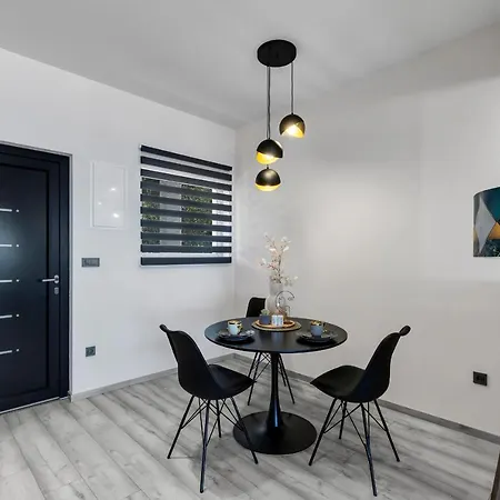 Luxury Black Pearl With Jacuzzi * Makarska